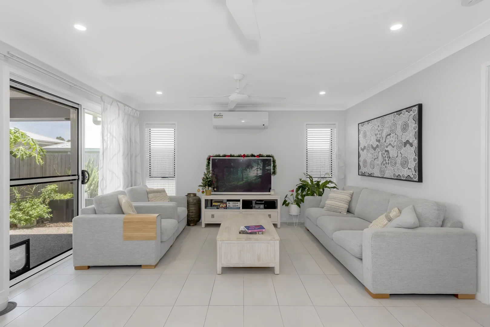 27 Fountain Street, Pimpama QLD 4209
