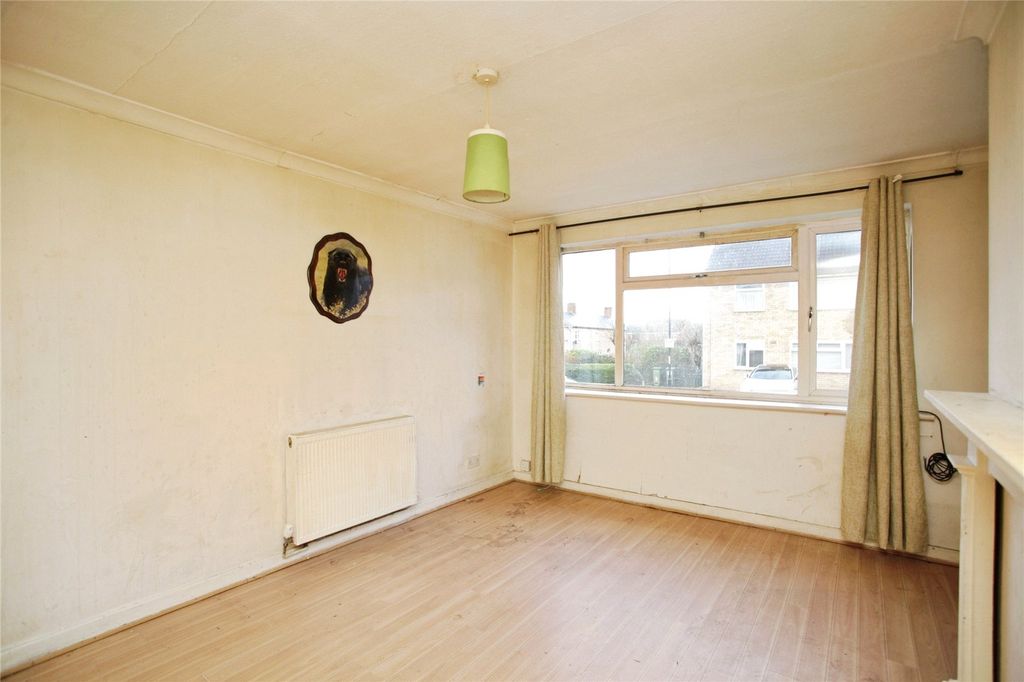 2 bed flat for saleDillam Close, Longford, Coventry CV6 photo 3