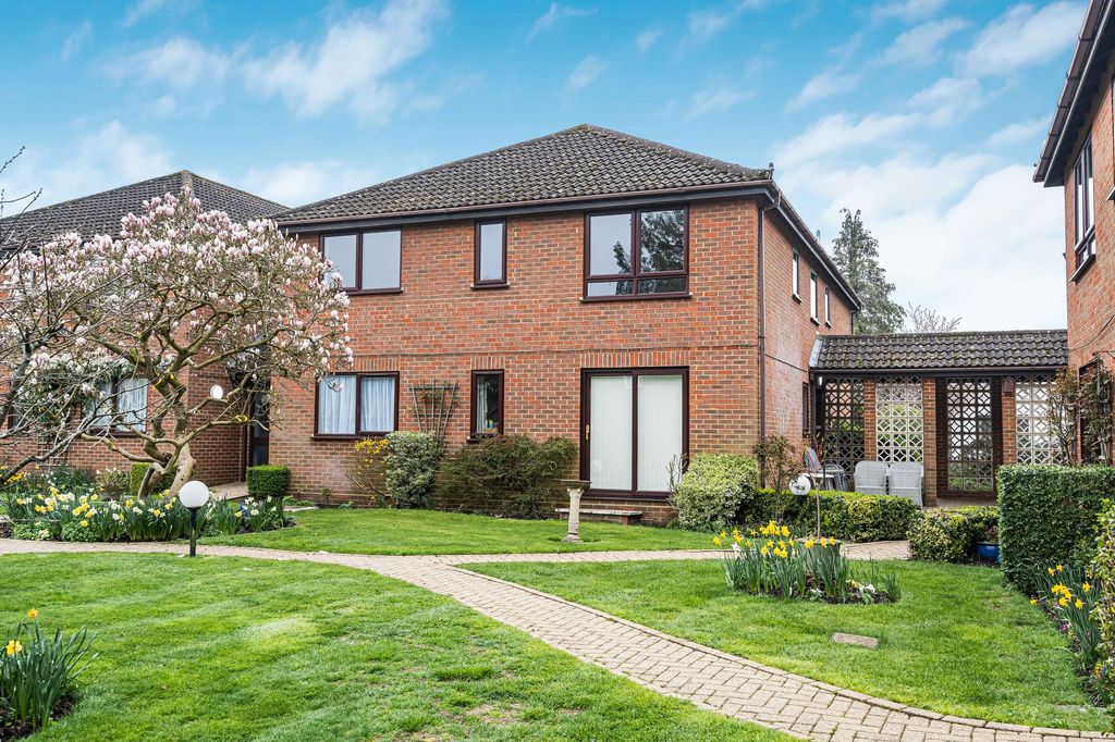 Additional image 14 of 2 bed property for saleGreville Park Road, Ashtead KT21