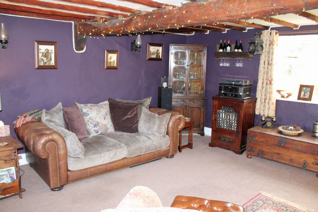 Additional image 2 of 3 bed cottage for saleSouth Street, Barnetby DN38