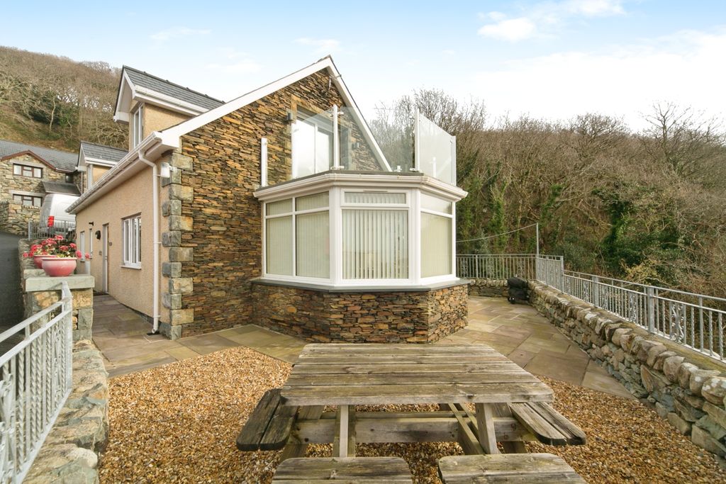 Additional image 2 of 3 bed detached house for saleFfordd Bro Mynach, Barmouth LL42