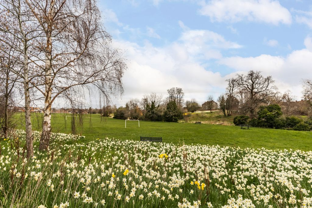 Additional image 14 of 1 bed flat for sale49 St Katharine's Brae, Edinburgh EH16