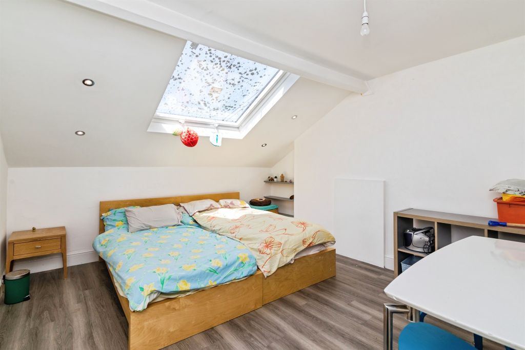 Additional image 10 of 1 bed flat for saleKirkley Cliff, Lowestoft NR33