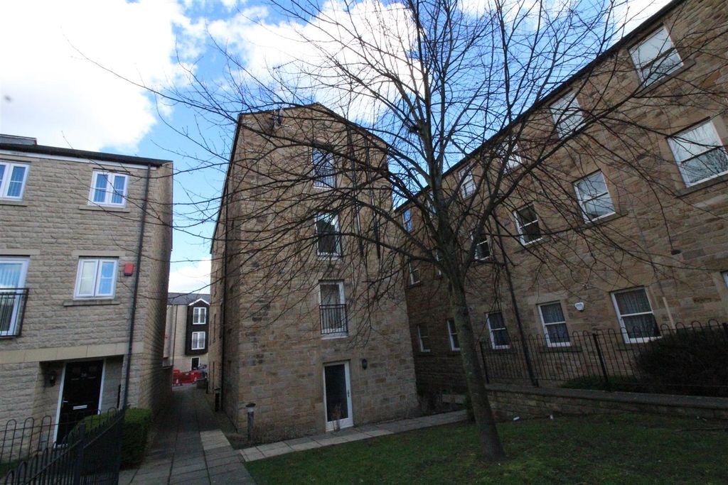 Additional image 2 of Studio for saleTextile Street, Dewsbury WF13