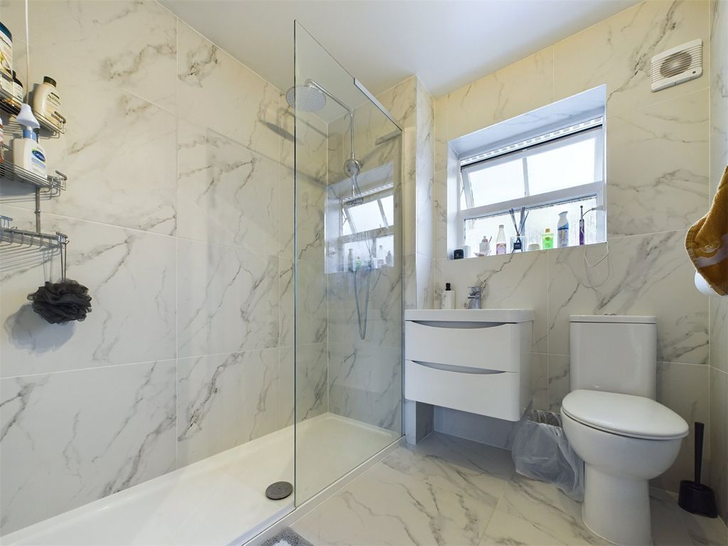 Additional image 13 of 5 bed detached house for saleArbery Way, Arborfield, Berkshire RG2