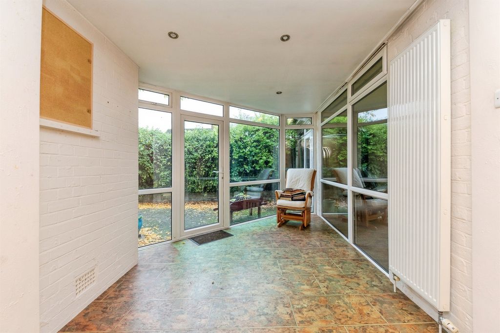 Additional image 13 of 3 bed detached bungalow for saleHitchin Street, Baldock SG7