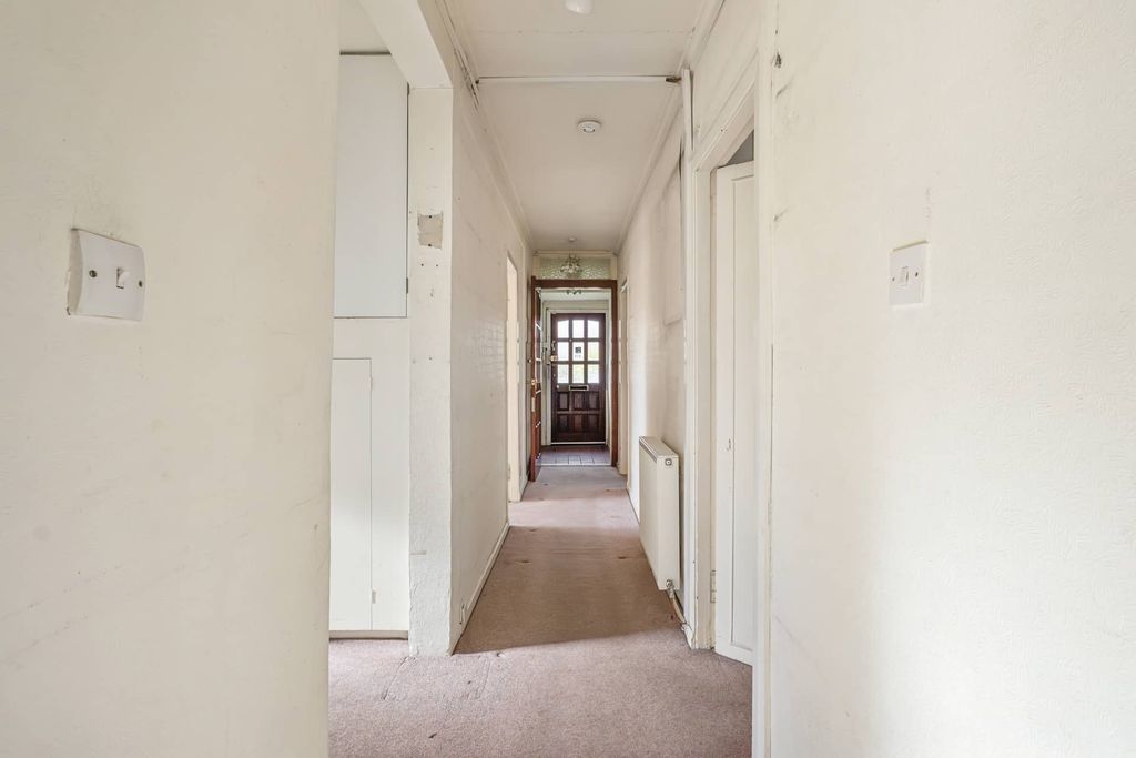 Additional image 6 of 3 bed flat for saleNithsdale Crescent, Bearsden G61