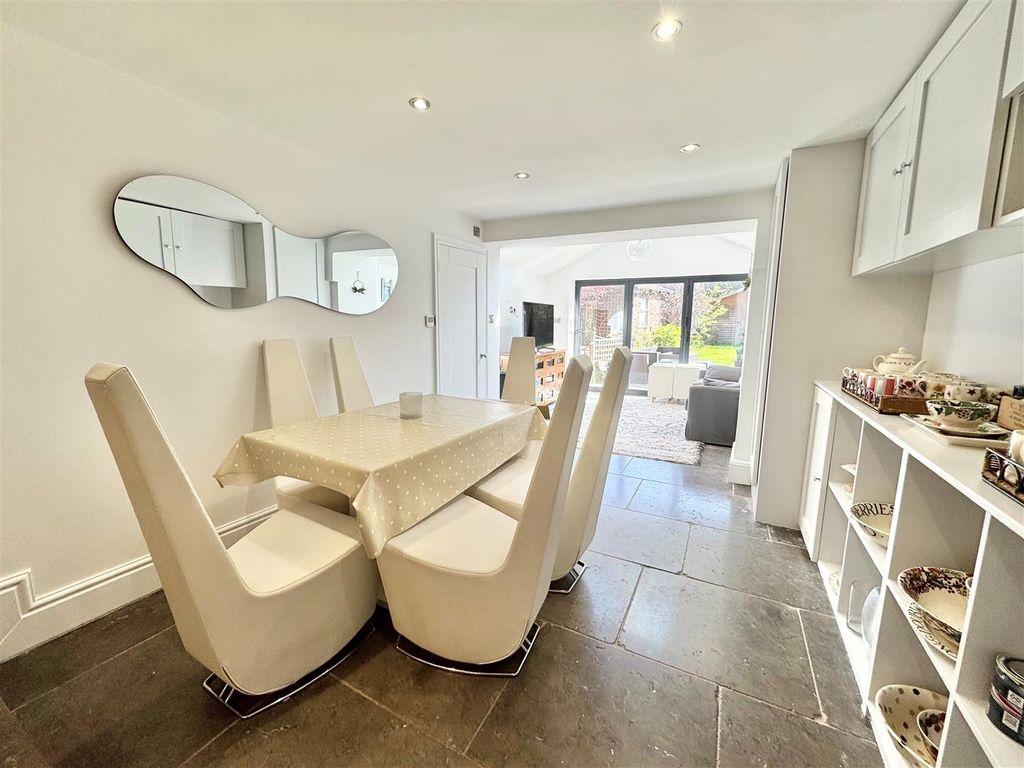 Additional image 8 of 4 bed terraced house for saleHeyes Lane, Alderley Edge SK9