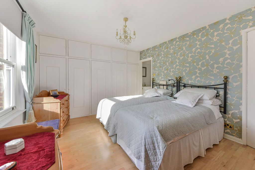 Additional image 10 of 2 bed end terrace house for saleHomelea, Pound Hill, Alresford SO24