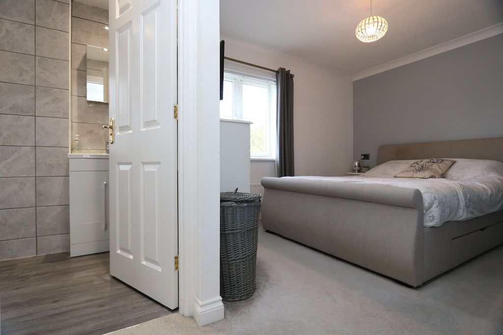 Additional image 18 of 4 bed detached house for saleDannog Y Coed, (Pencoedtre), Barry CF63