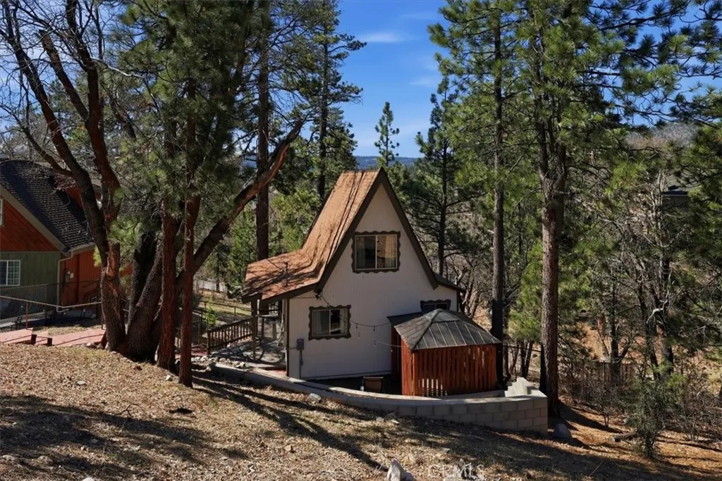 Additional image 30 of 1146 Ridge Rd, Fawnskin, CA 92333