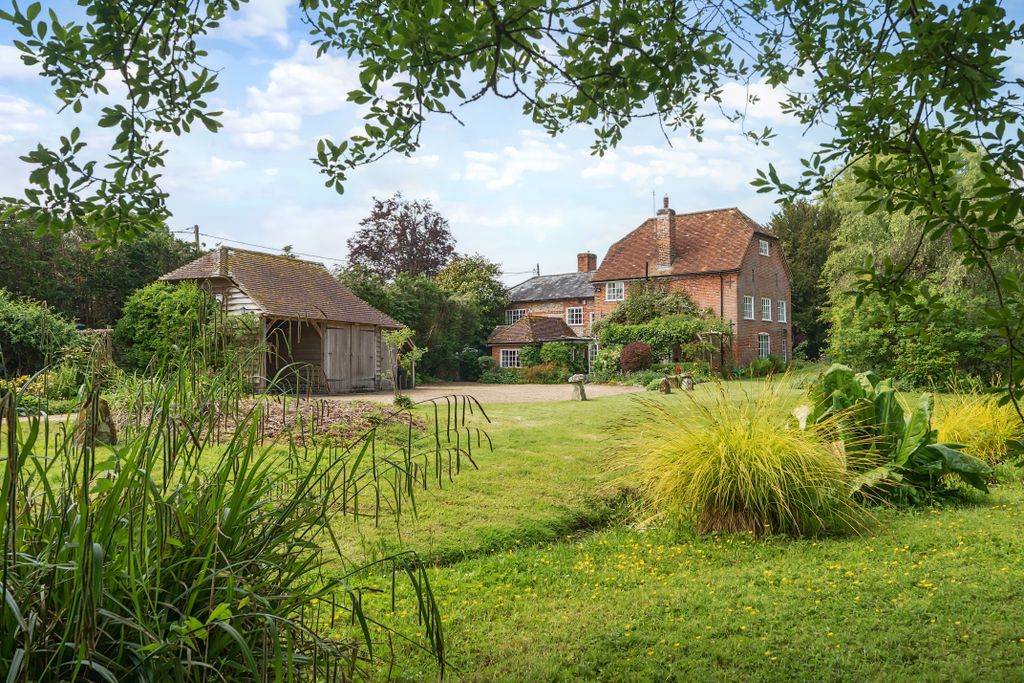 5 bed detached house for saleHigh Street, Monxton SP11