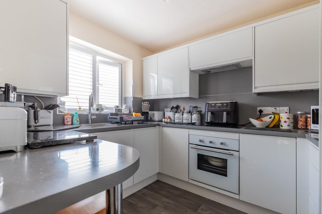 Additional image 8 of 3 bed detached house for saleChamomile Close, Pontprennau, Cardiff CF23