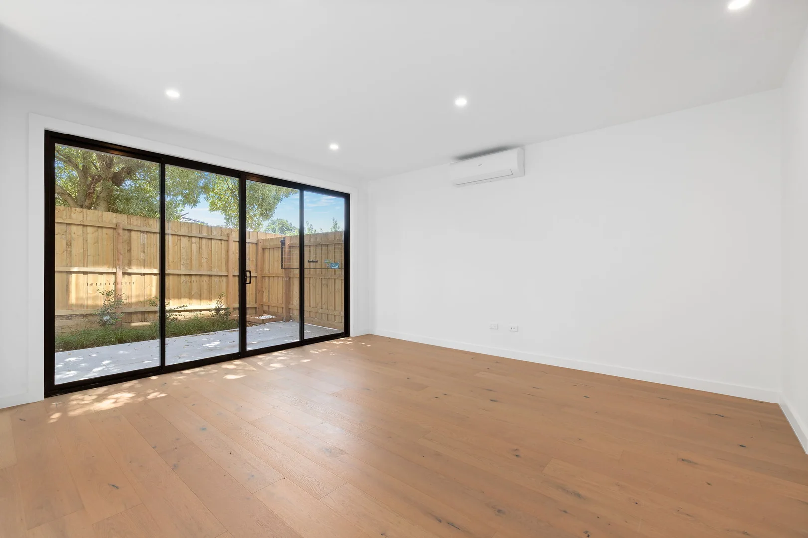 Additional image 2 of 5/2 Saxon Street, Doncaster VIC 3108