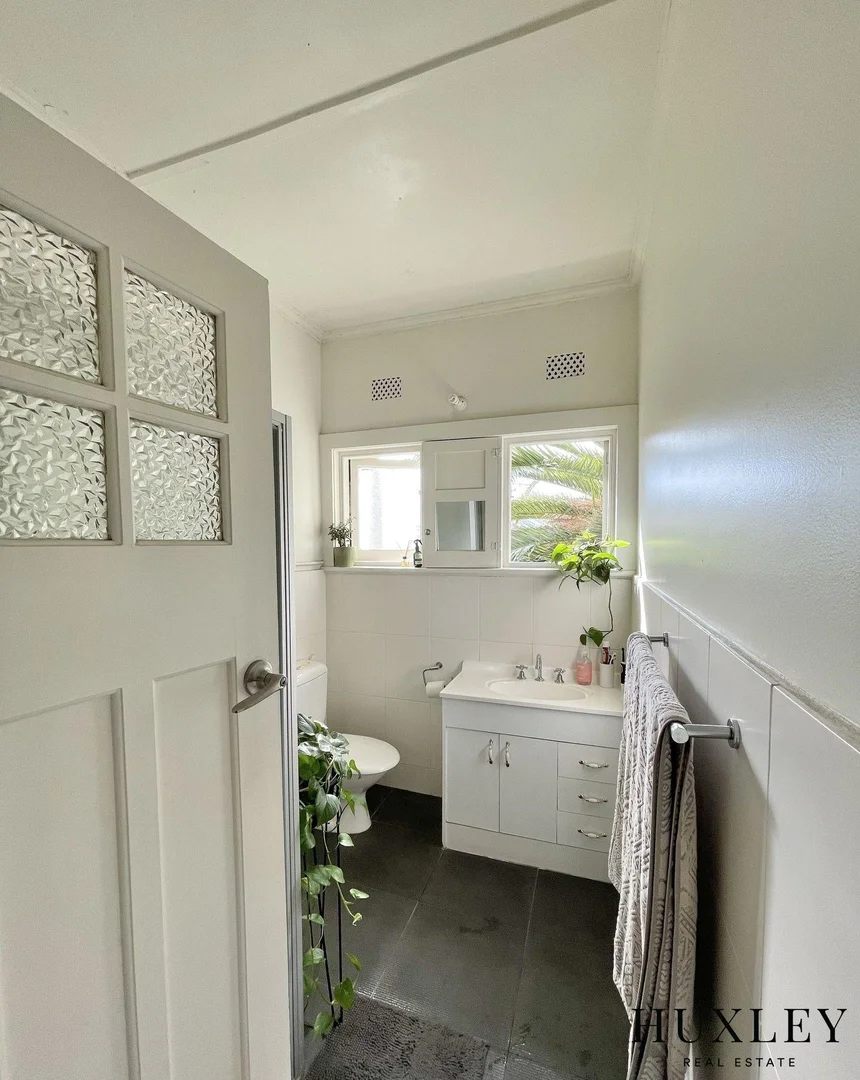 Additional image 7 of 10/5 Robe Street, St Kilda VIC 3182