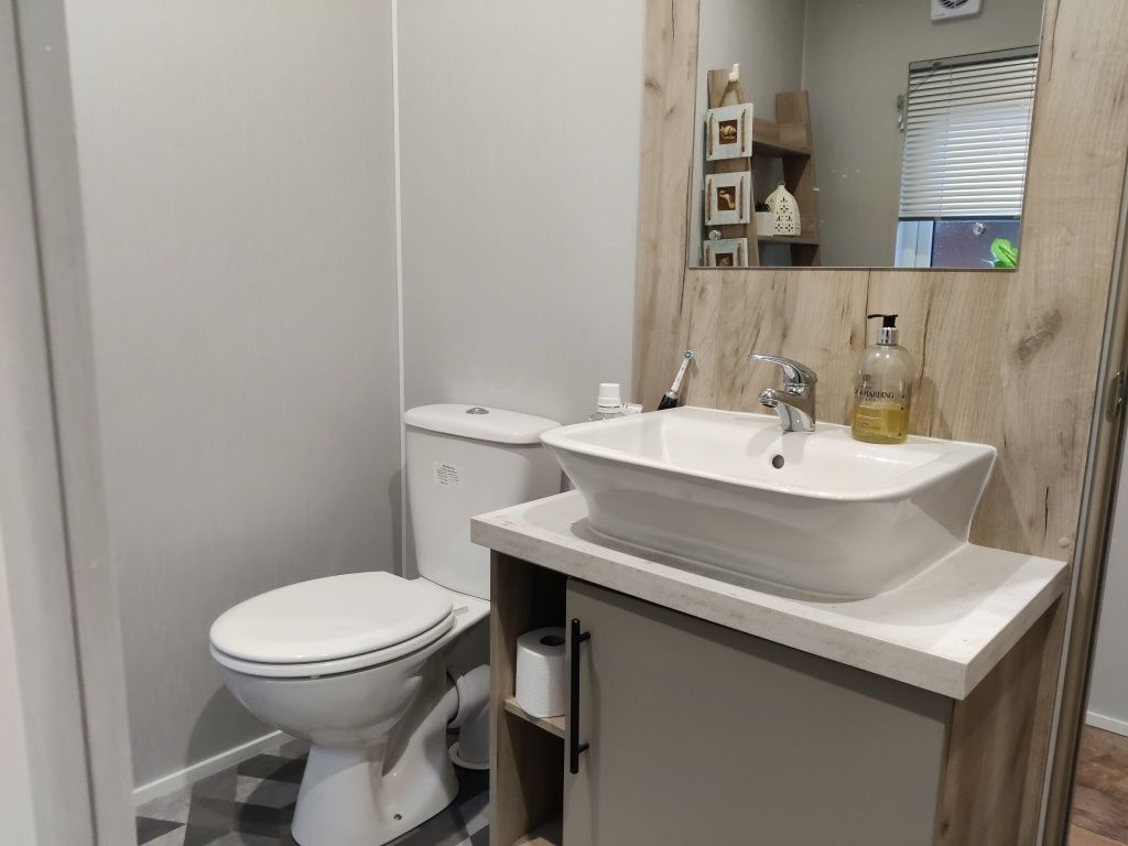 Additional image 14 of 2 bed chalet for saleLoch Eck, Dunoon PA23