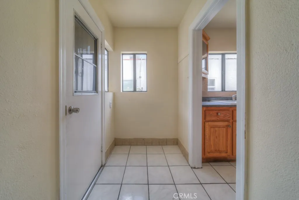 Additional image 101 of 2653 Flower St, Huntington Park, CA 90255