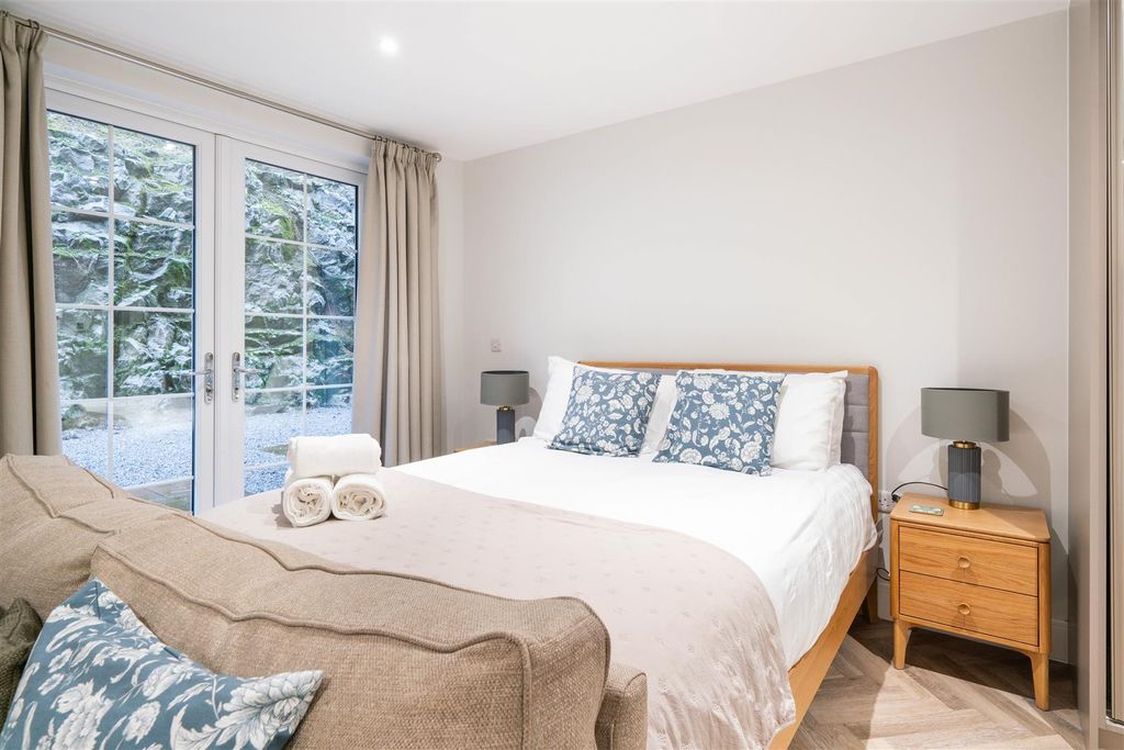 Additional image 7 of 1 bed flat for sale5 Rock Mill Holiday Apartments, The Dale, Stoney Middleton, Hope Valley S32