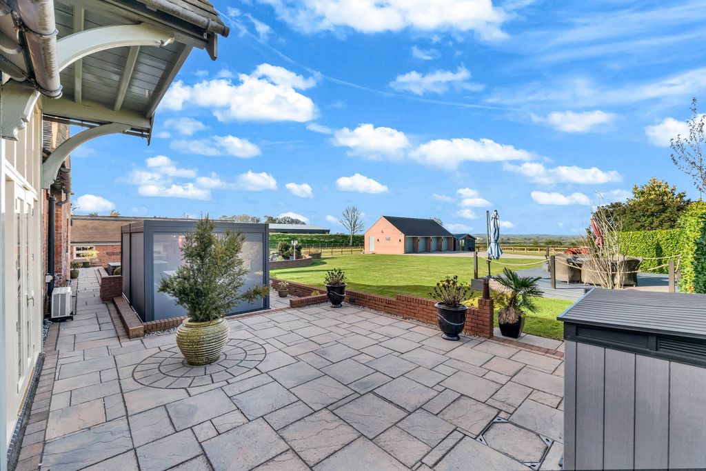 Additional image 51 of 4 bed barn conversion for saleHome Farm Courtyard, Castle Donington, Derby DE74