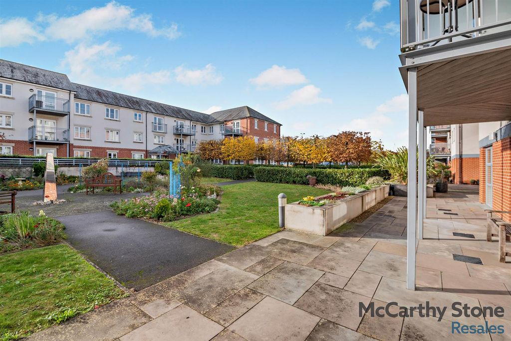 Additional image 19 of 2 bed flat for saleLady Susan, New Road, Basingstoke RG21