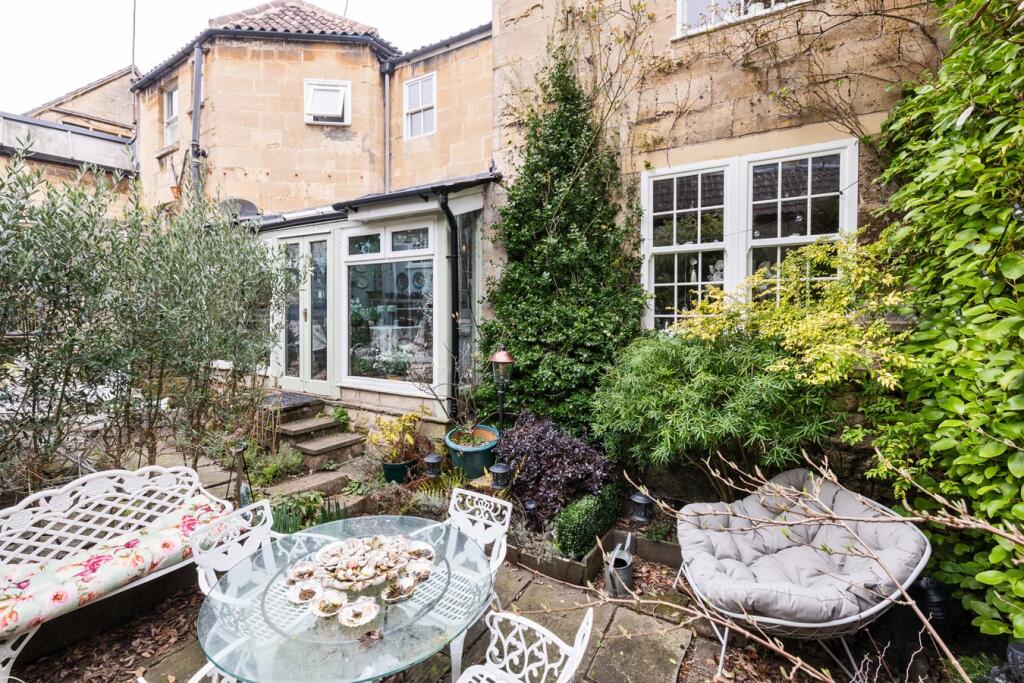 Belvedere, Bath, BA1