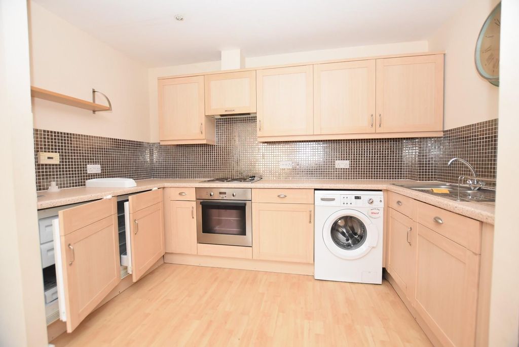 Additional image 2 of 2 bed flat for saleThe Foundry, Camlough Walk, Chesterfield S41