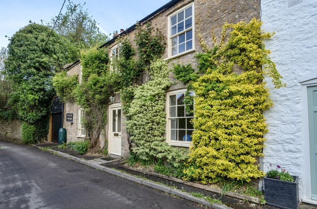 Mill Lane, Bruton, Somerset, BA10 0AT