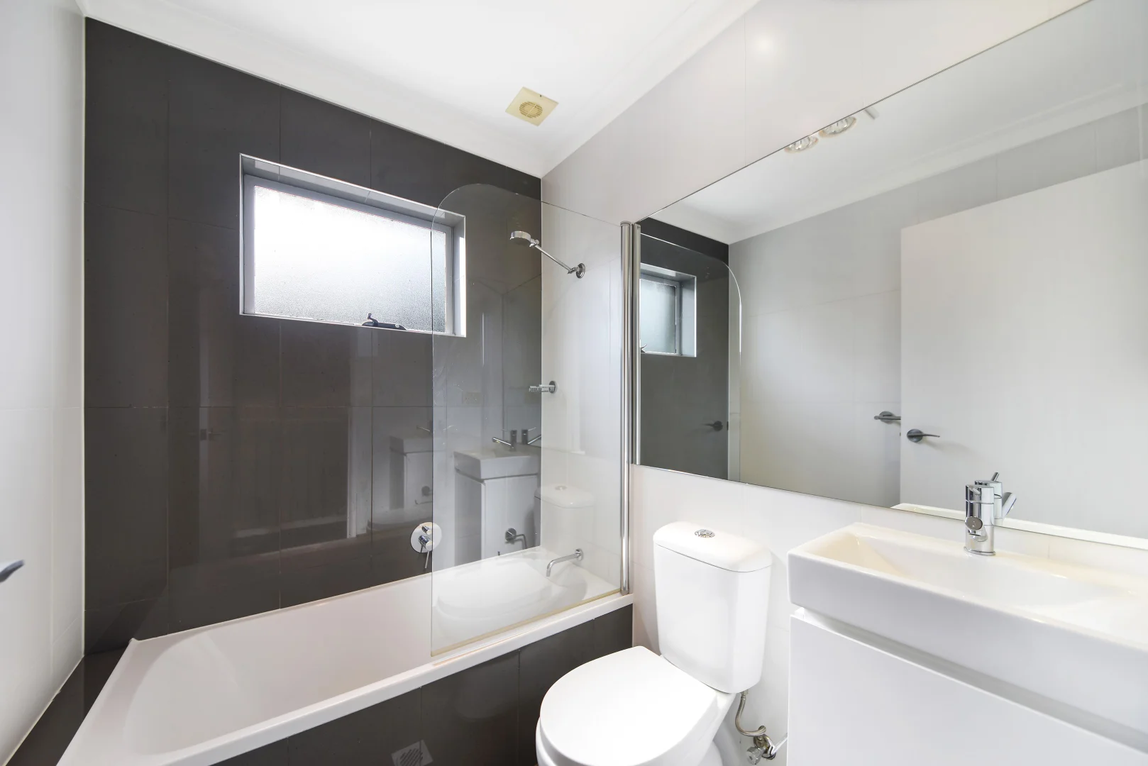 Additional image 7 of 17/2 Galston Road, Hornsby NSW 2077