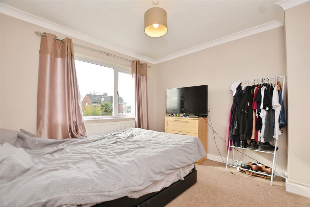 Additional image 10 of 2 bed semi-detached house for saleLunns Crescent, Barton-Upon-Humber DN18