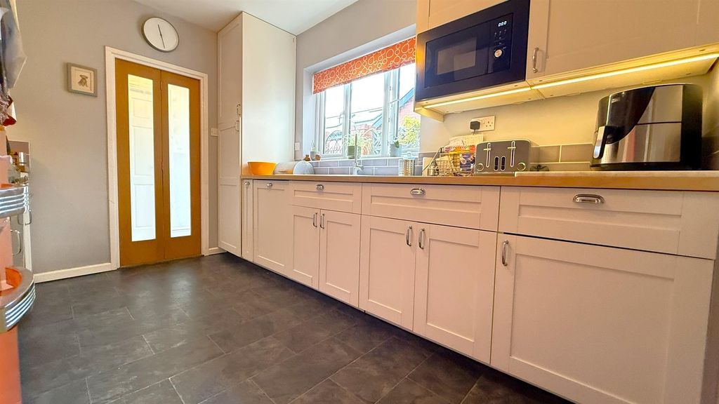 Additional image 8 of 5 bed terraced house for saleFranklin Road, Birmingham B30