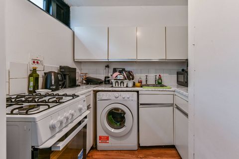 Broadfield Lane, Camden, London NW1, Studio to rent