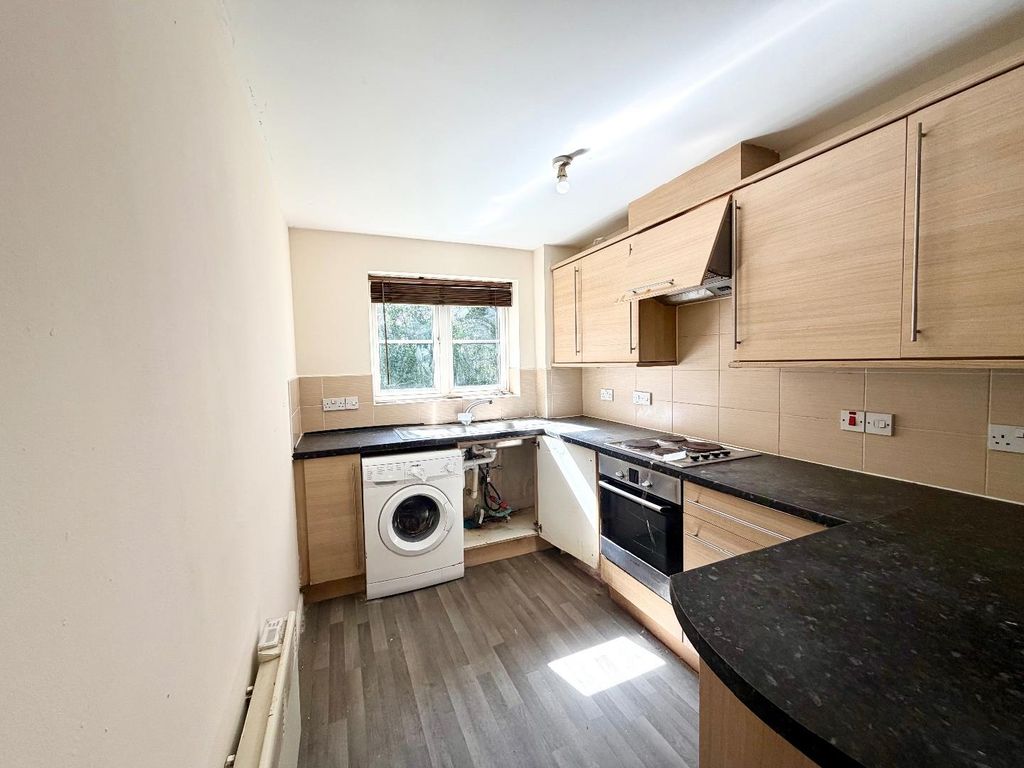 Additional image 6 of 2 bed flat for saleEarls Court, Norton Road, Stockton-On-Tees TS20