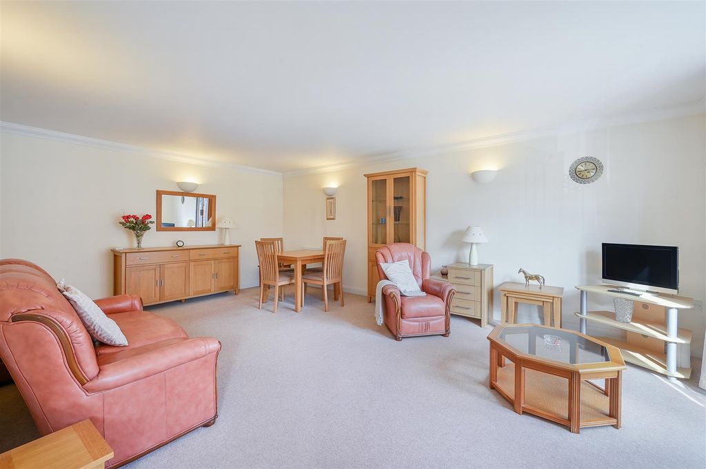 Additional image 6 of 2 bed flat for saleWingfield Court, Banstead SM7