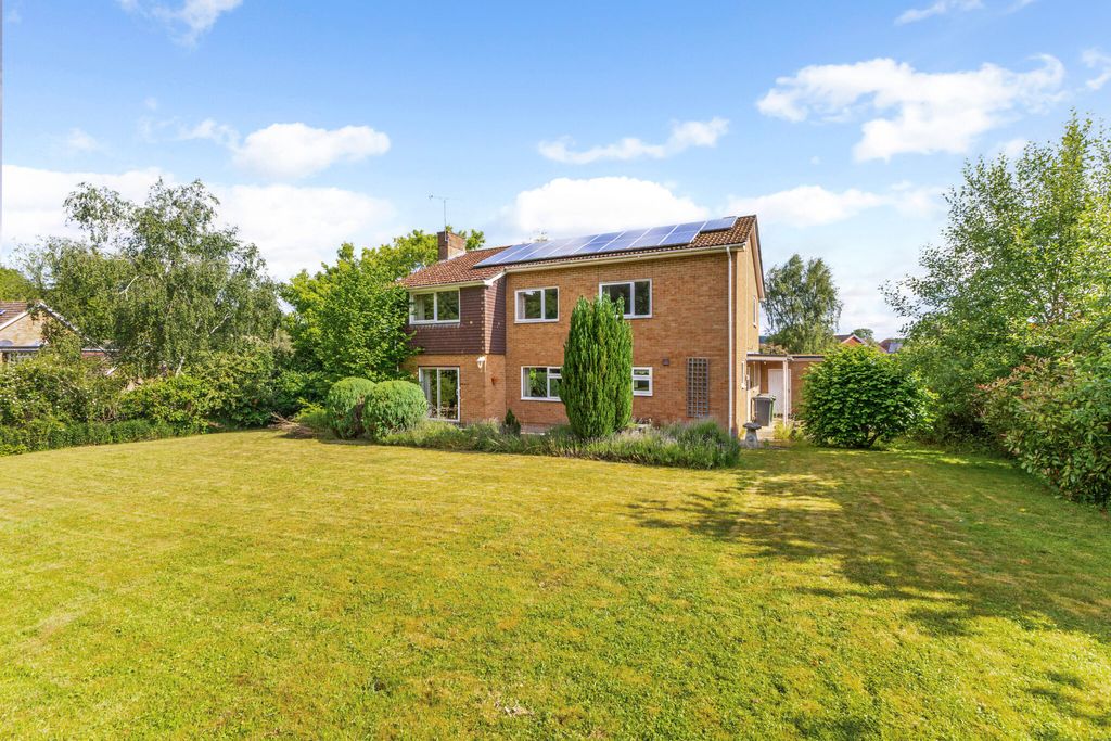 Additional image 5 of 4 bed detached house for saleWhitedown Lane, Alton GU34