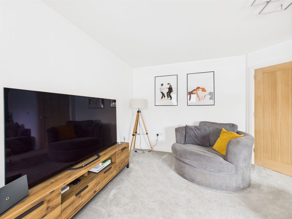 Additional image 9 of 4 bed terraced house for salePark Square, Ashton-Under-Lyne OL6