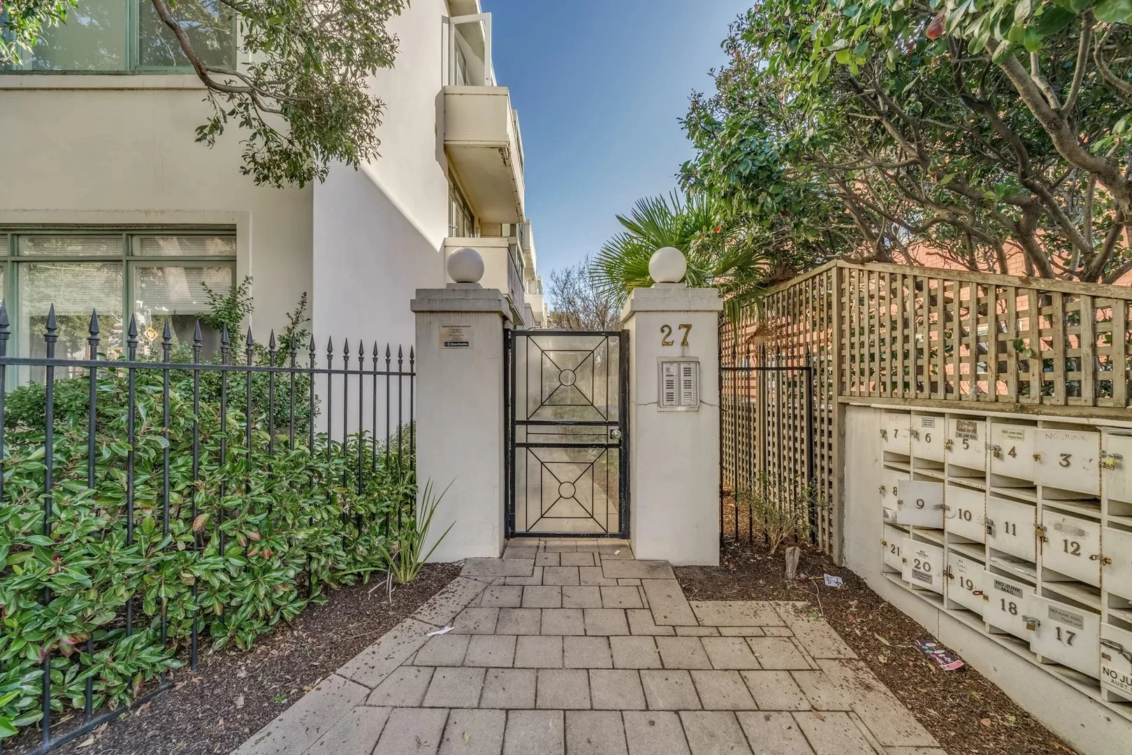 20/27 Mitford Street, St Kilda VIC 3182