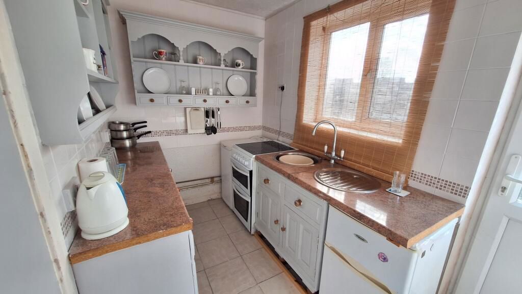 Additional image 5 of 2 bed flat for saleRamsden Avenue, Nuneaton CV10