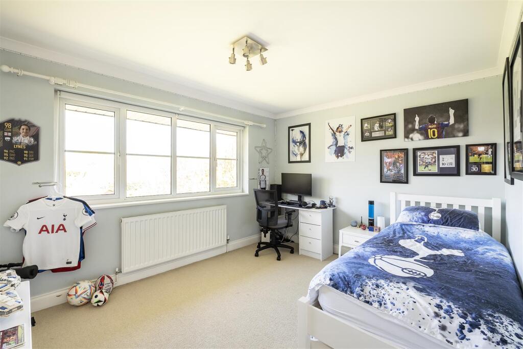 Additional image 8 of The Deerings, Harpenden