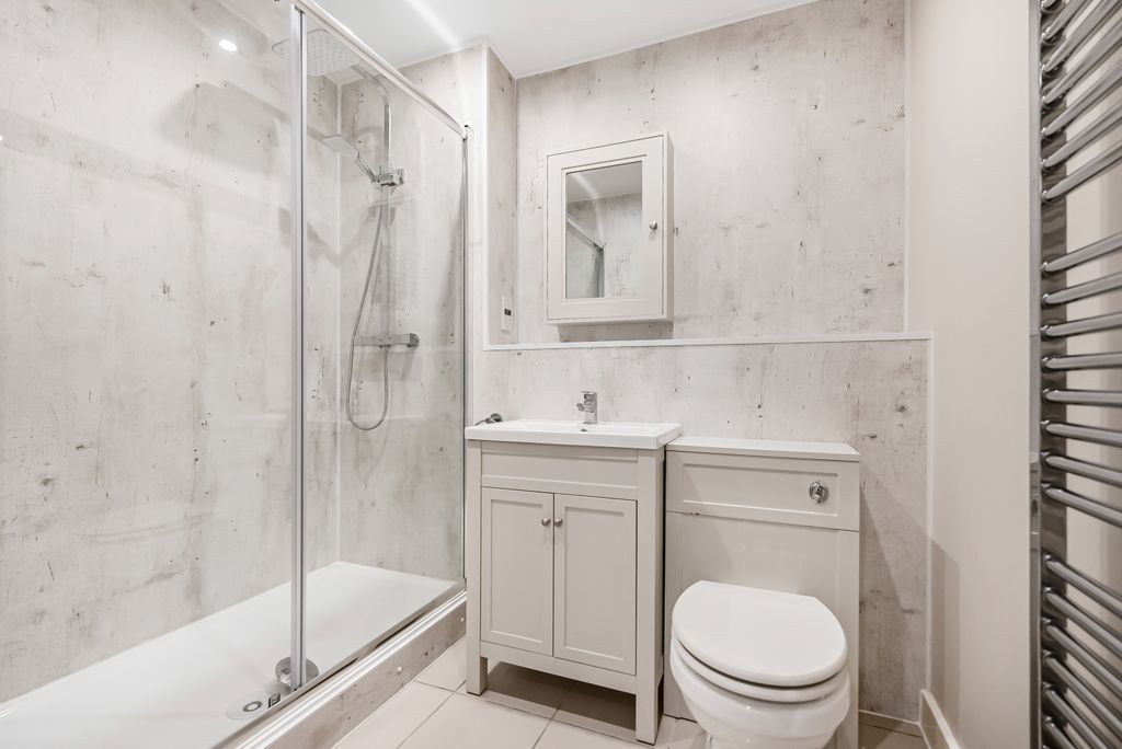 Additional image 4 of 2 bed flat for saleSheldon Way, Berkhamsted HP4