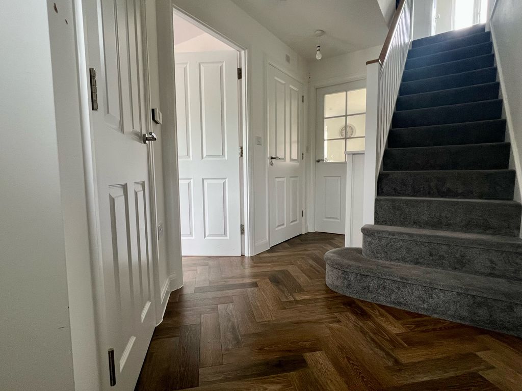 Additional image 5 of 4 bed detached house for saleRomford Close, Bicester OX26