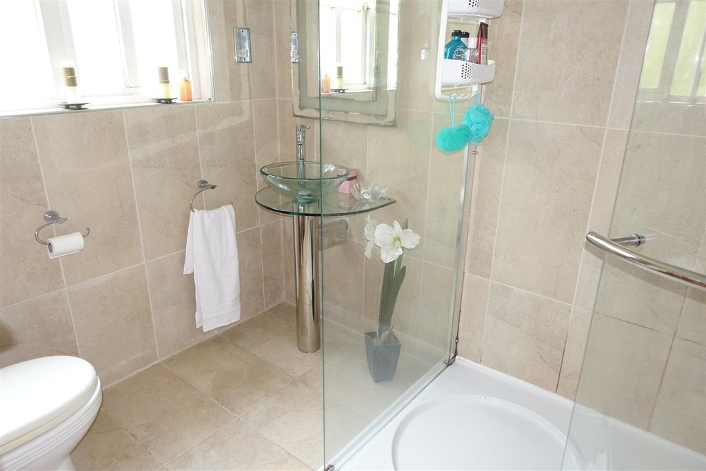 Additional image 15 of 4 bed detached house for saleMarjoribanks Street, Bathgate EH48