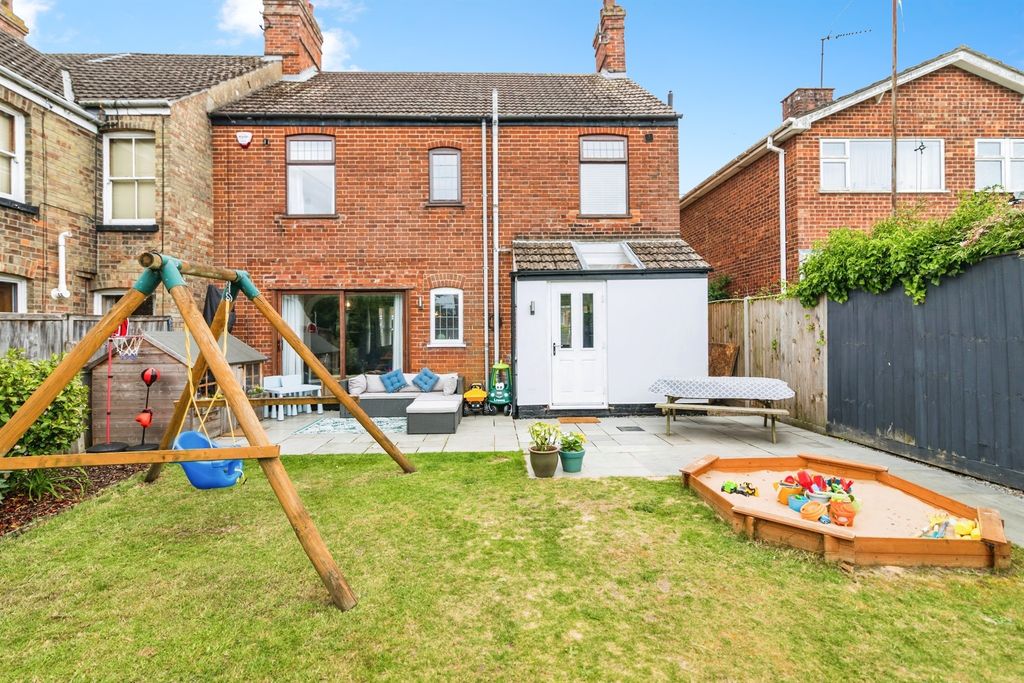 Additional image 14 of 3 bed end terrace house for saleFredericks Road, Beccles NR34
