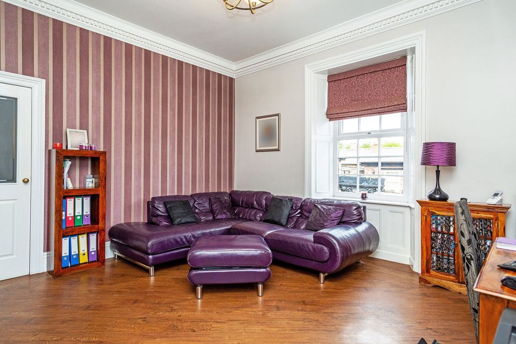 Additional image 9 of 5 bed property for saleBroad Street, Hoyland, Barnsley S74