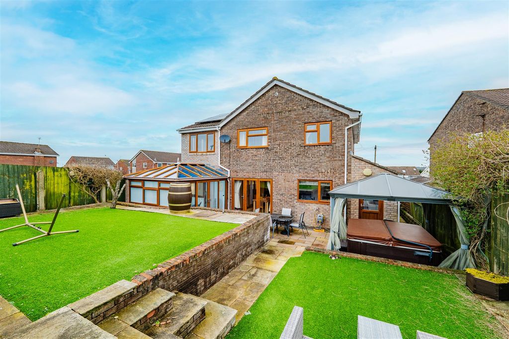 Additional image 42 of 5 bed detached house for saleSherbourne Close, Barry CF62