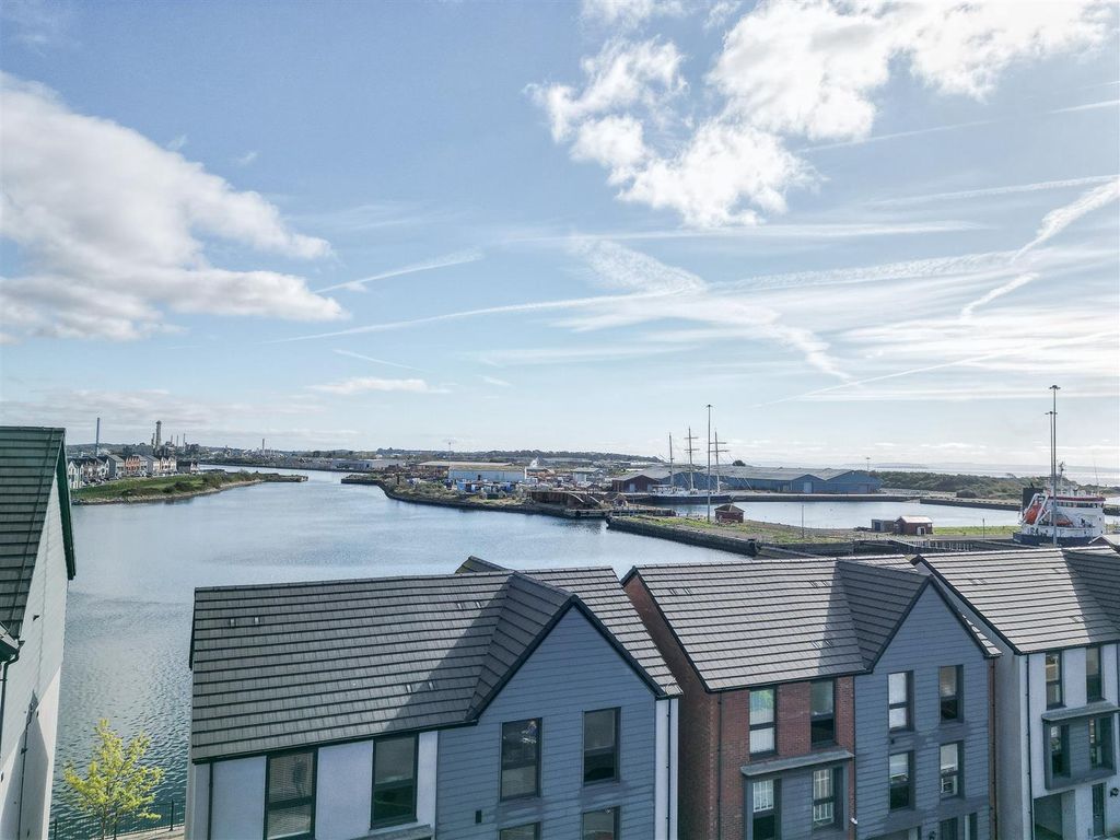 Additional image 11 of 3 bed terraced house for saleFfordd Y Dociau, Barry CF62