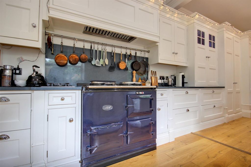 Additional image 18 of 4 bed terraced house for saleLairgate, Beverley HU17