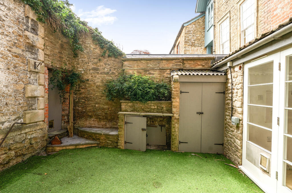 Additional image 2 of Wine Street, Frome, Somerset, BA11