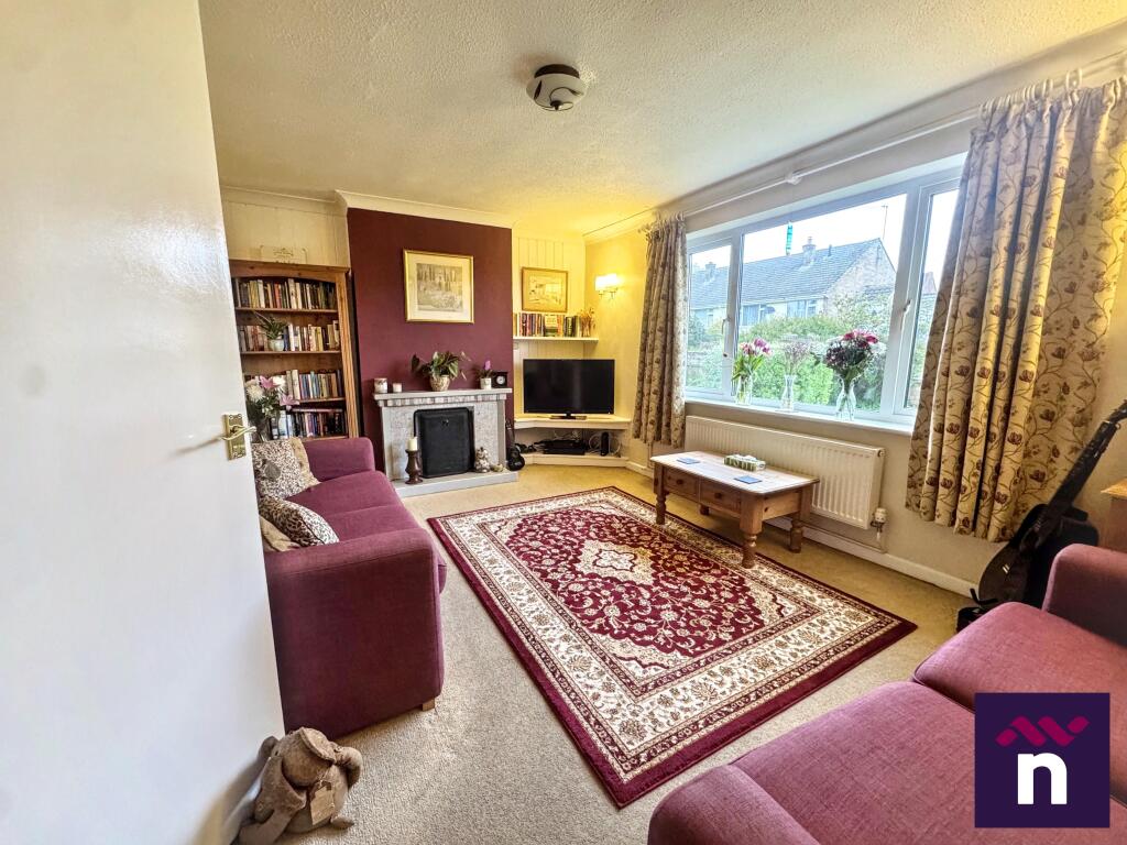 Prestbury Drive, Warminster, BA12 photo 3