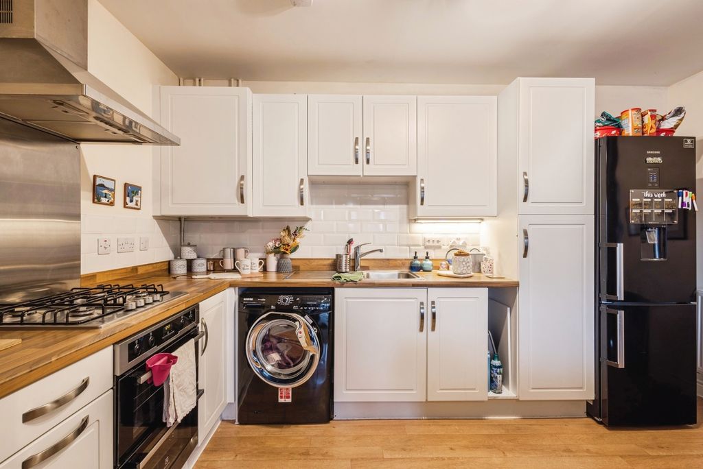 Additional image 2 of 1 bed flat for saleFarnborough Road, Locking, Weston-Super-Mare, Somerset BS24