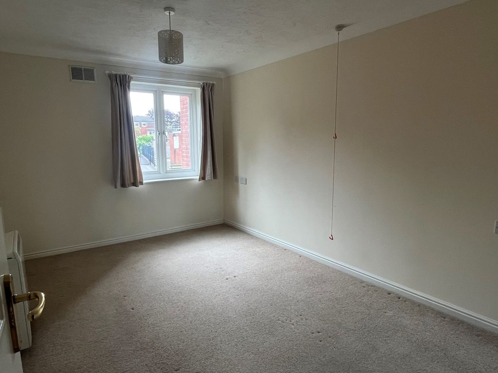 Additional image 6 of 1 bed flat for saleChatsworth Court, Ashbourne DE6